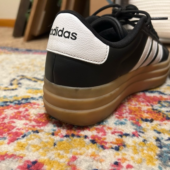 Adidas VL Court Bold Shoes - 8.5 - Picture 5 of 10